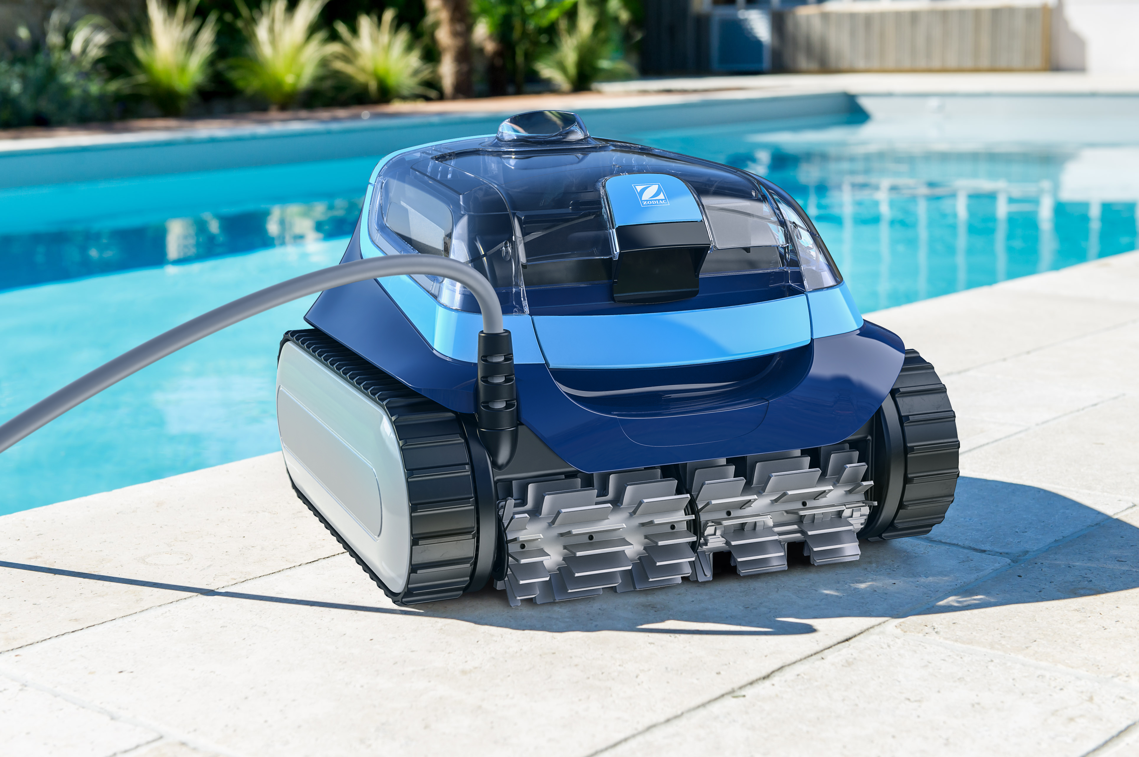 Los 10 mejores robots limpiafondos de piscina del 2021